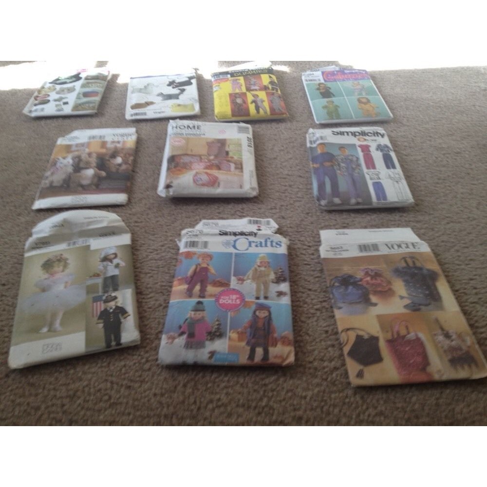 Lot of 10 Vintage Simplicity Vogue McCalls Sewing Patterns Pattern